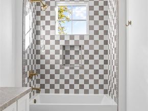 9826  Mixon Drive , Dallas Texas 75220