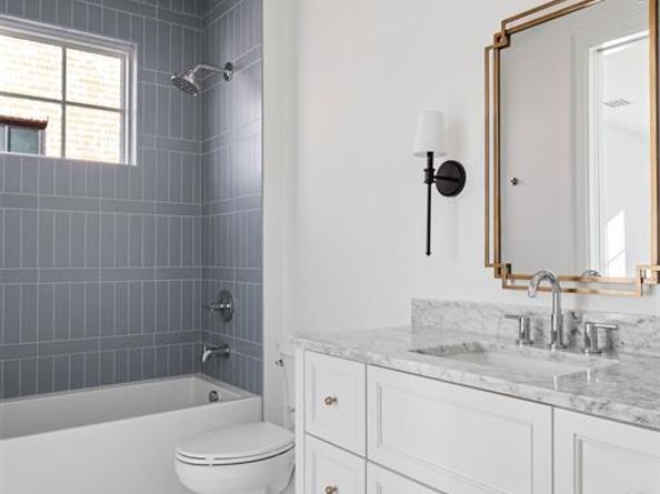 9826  Mixon Drive , Dallas Texas 75220