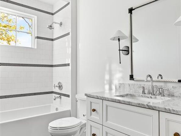 9826  Mixon Drive , Dallas Texas 75220