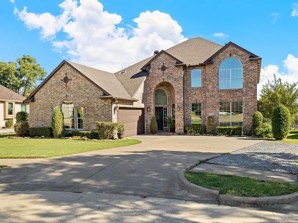 6118  Lincolnshire Court , Rowlett Texas 75087