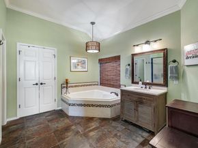 6118  Lincolnshire Court , Rowlett Texas 75087