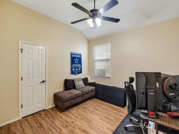 6118  Lincolnshire Court , Rowlett Texas 75087