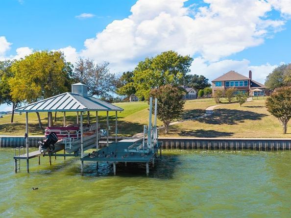 6118  Lincolnshire Court , Rowlett Texas 75087