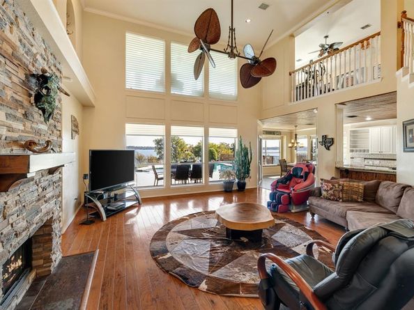 6118  Lincolnshire Court , Rowlett Texas 75087