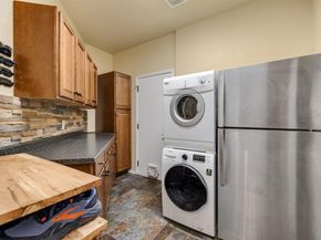 6118  Lincolnshire Court , Rowlett Texas 75087