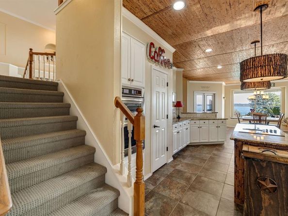 6118  Lincolnshire Court , Rowlett Texas 75087