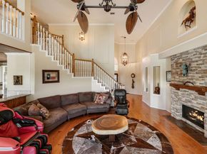 6118  Lincolnshire Court , Rowlett Texas 75087