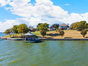 6118  Lincolnshire Court , Rowlett Texas 75087