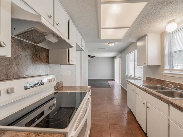 6816  Balalaika Road , Dallas Texas 75241