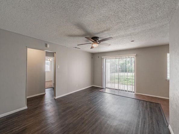 6816  Balalaika Road , Dallas Texas 75241