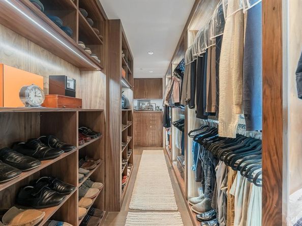 1717  Arts Plaza  1915, Dallas Texas 75201