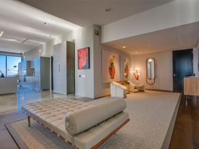 1717  Arts Plaza  1915, Dallas Texas 75201