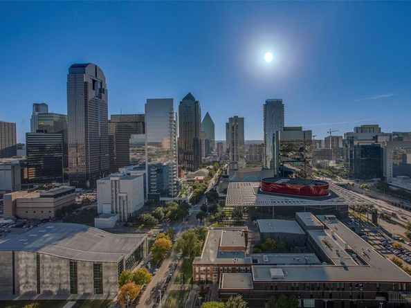 1717  Arts Plaza  1915, Dallas Texas 75201