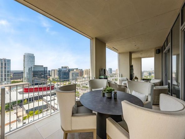 1717  Arts Plaza  1915, Dallas Texas 75201