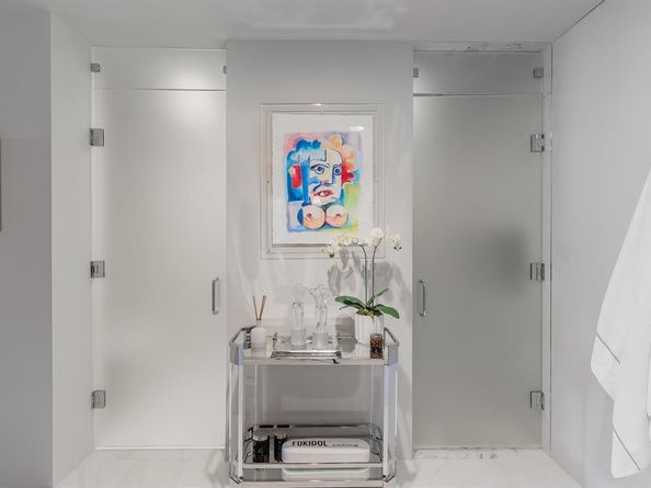 1717  Arts Plaza  1915, Dallas Texas 75201