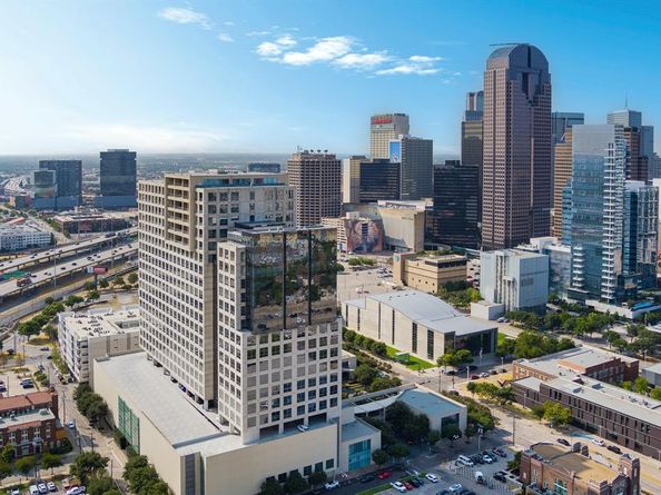 1717  Arts Plaza  1915, Dallas Texas 75201