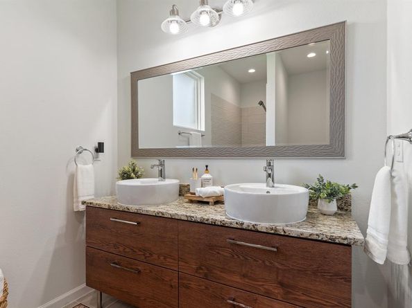 824 E Heath ST Street , Rockwall Texas 75087