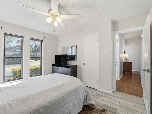 1801  Homestead Place , Garland Texas 75044