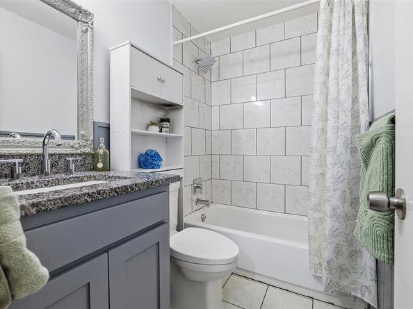 1801  Homestead Place , Garland Texas 75044