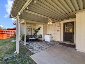 1801  Homestead Place , Garland Texas 75044