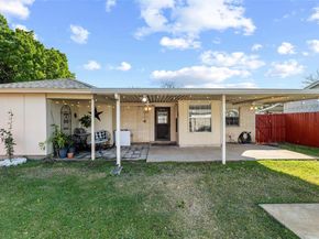 1801  Homestead Place , Garland Texas 75044