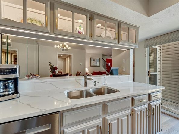 2016  Via Miramonte  , Carrollton Texas 75006