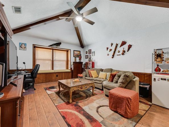 4117  Woodenrail Lane , Irving Texas 75061