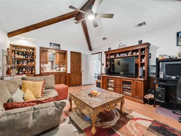 4117  Woodenrail Lane , Irving Texas 75061