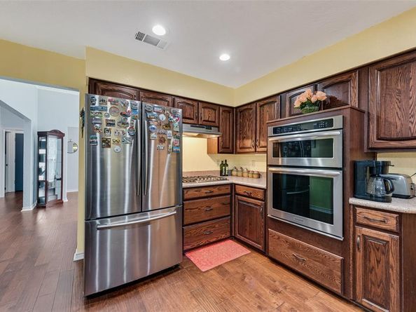 4117  Woodenrail Lane , Irving Texas 75061