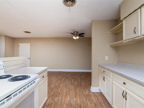 2720  Cedar Park Boulevard , Richland Hills Texas 76118