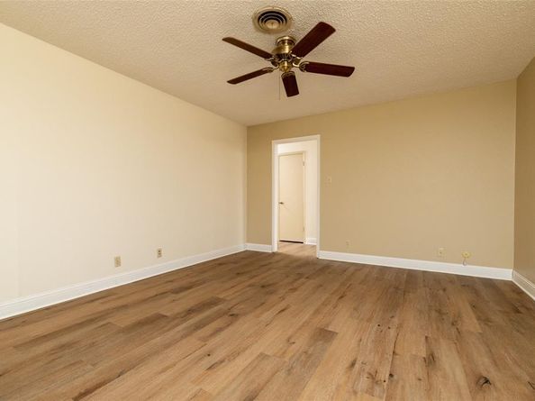 2720  Cedar Park Boulevard , Richland Hills Texas 76118