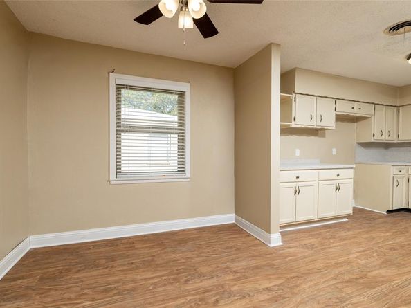 2720  Cedar Park Boulevard , Richland Hills Texas 76118