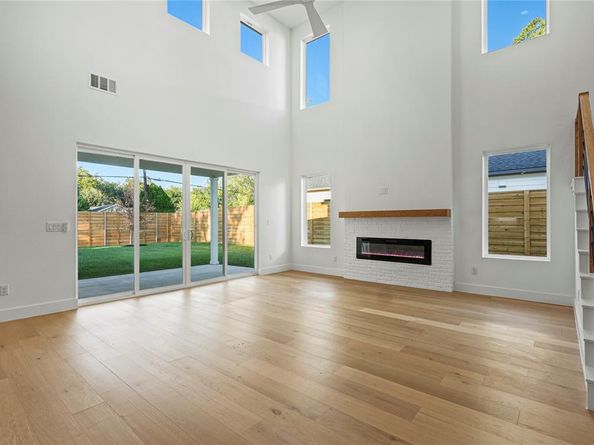 3635  Espanola Drive , Dallas Texas 75220