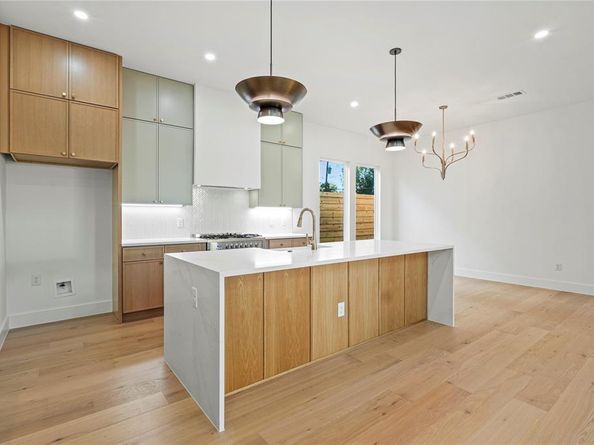 3635  Espanola Drive , Dallas Texas 75220