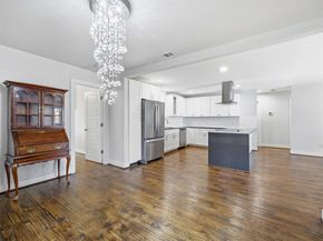 13906  Dennis Lane , Farmers Branch Texas 75234