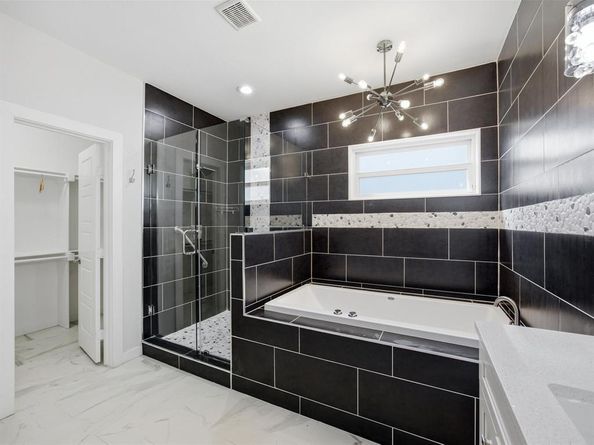 13906  Dennis Lane , Farmers Branch Texas 75234