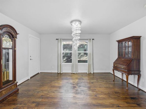 13906  Dennis Lane , Farmers Branch Texas 75234