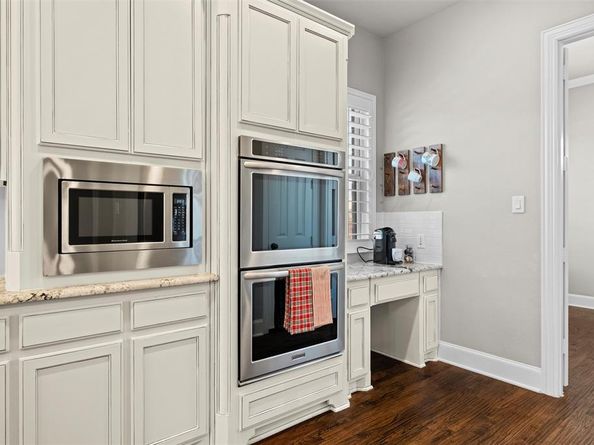 3204  Stonefield  , The Colony Texas 75056