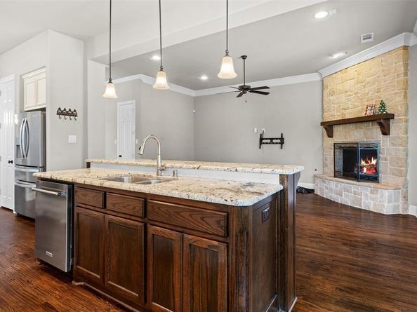 3204  Stonefield  , The Colony Texas 75056