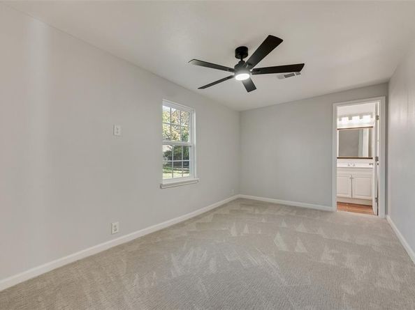 2647  Province Lane , Dallas Texas 75228