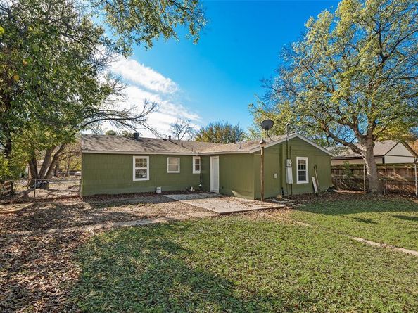 2647  Province Lane , Dallas Texas 75228