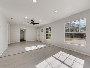 2647  Province Lane , Dallas Texas 75228