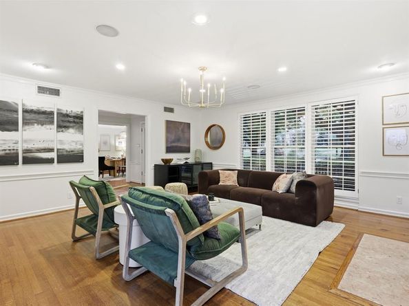 2341  Lofton Terrace , Fort Worth Texas 76109