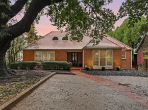 2341  Lofton Terrace , Fort Worth Texas 76109