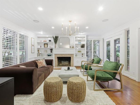 2341  Lofton Terrace , Fort Worth Texas 76109