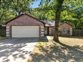 5720  Frisco Avenue , Forest Hill Texas 76119