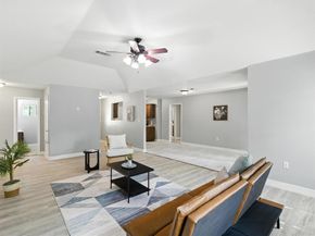 5720  Frisco Avenue , Forest Hill Texas 76119