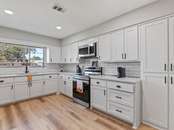 3217  Centennial Drive , Garland Texas 75042