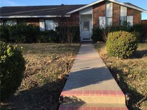 2921  Collins Boulevard , Garland Texas 75044