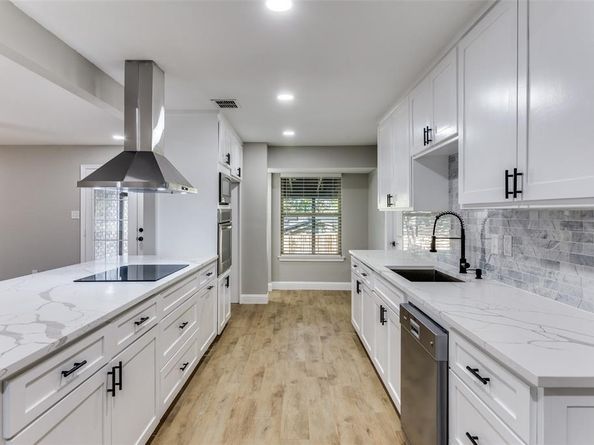 1420  Meadow Lane Terrace , Fort Worth Texas 76112